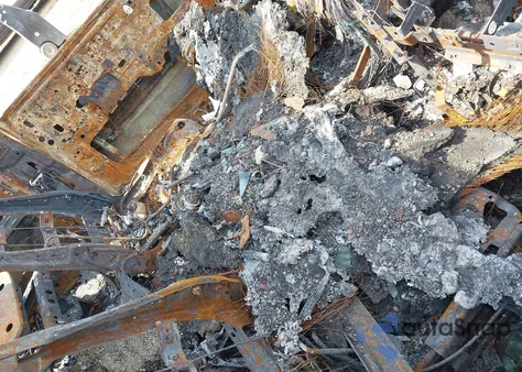 2009 Cadillac Escalade Esv Standard z USA, uszkodzony, nr VIN 1GYFK26229R264381